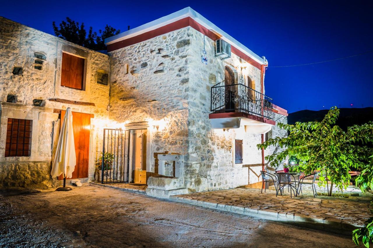 Villa Tzaniana Apomarma Esterno foto