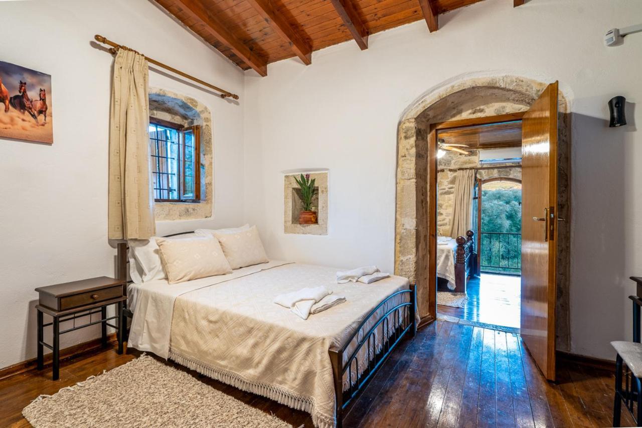 Villa Tzaniana Apomarma Esterno foto