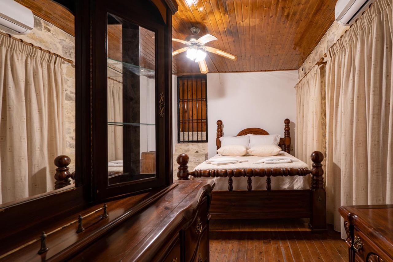 Villa Tzaniana Apomarma Esterno foto