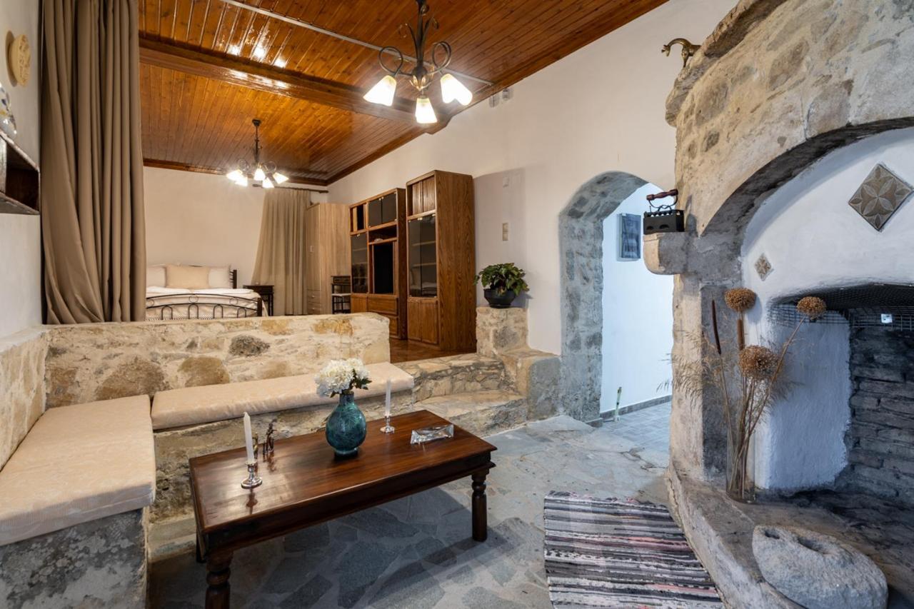 Villa Tzaniana Apomarma Esterno foto