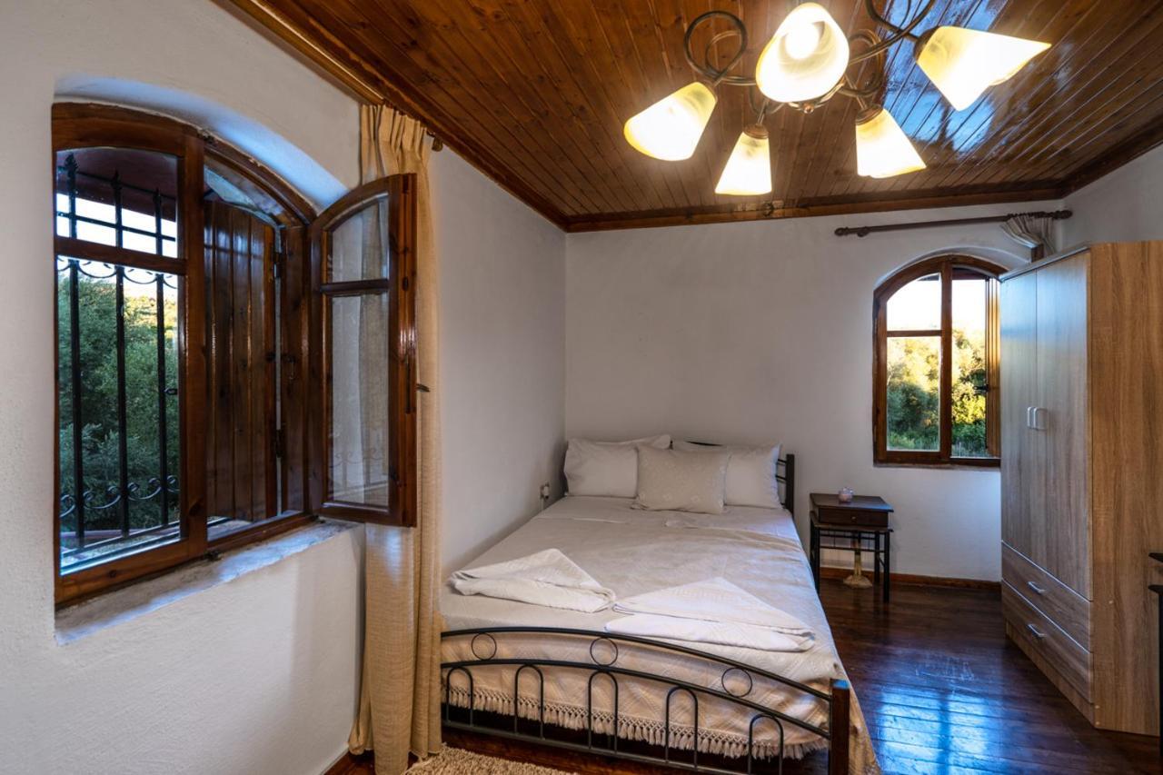 Villa Tzaniana Apomarma Esterno foto